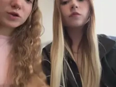Bambi Lu: Amateur Redtube Girl & Two Pussy WebCam Record 08