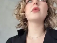 05 17 26 Kellykeler: Planning & Hair WebCam Record 0c