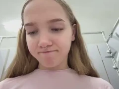 Bambi Lu, Sex Via Cam WebCam Record 23